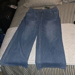 HALARA Flare Wide-Leg Jeans in Classic Blue